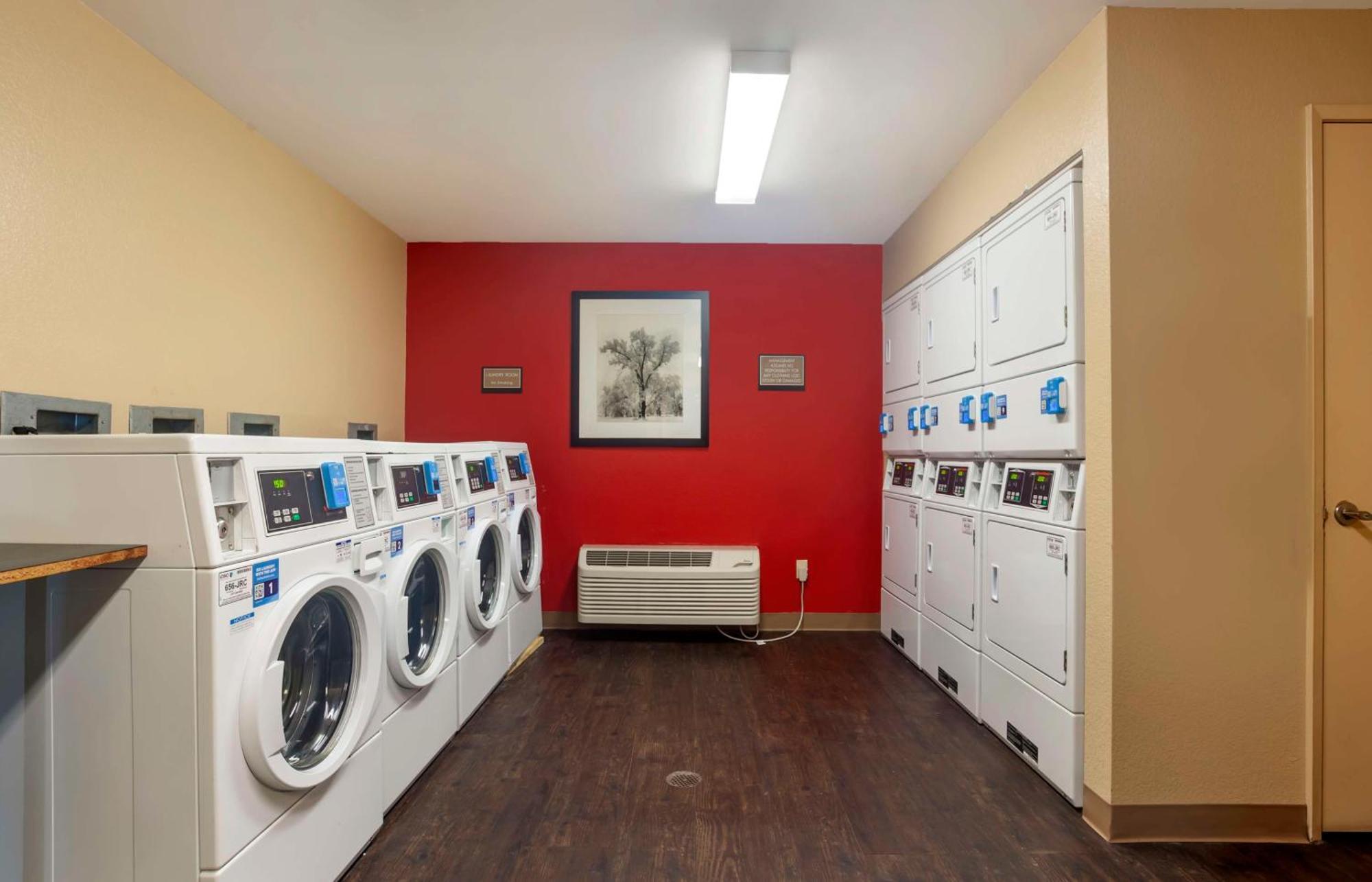 Extended Stay America Suites - San Diego - Mission Valley - Stadium Екстериор снимка